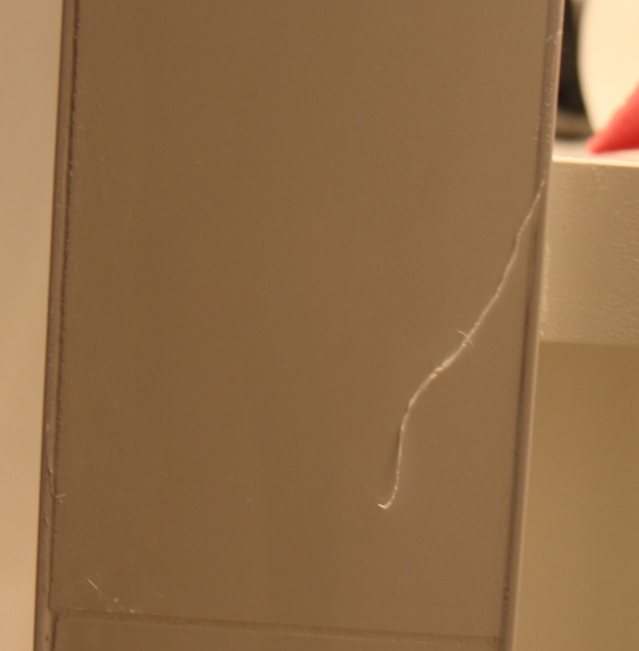 Constantes: joints KO et silicon.