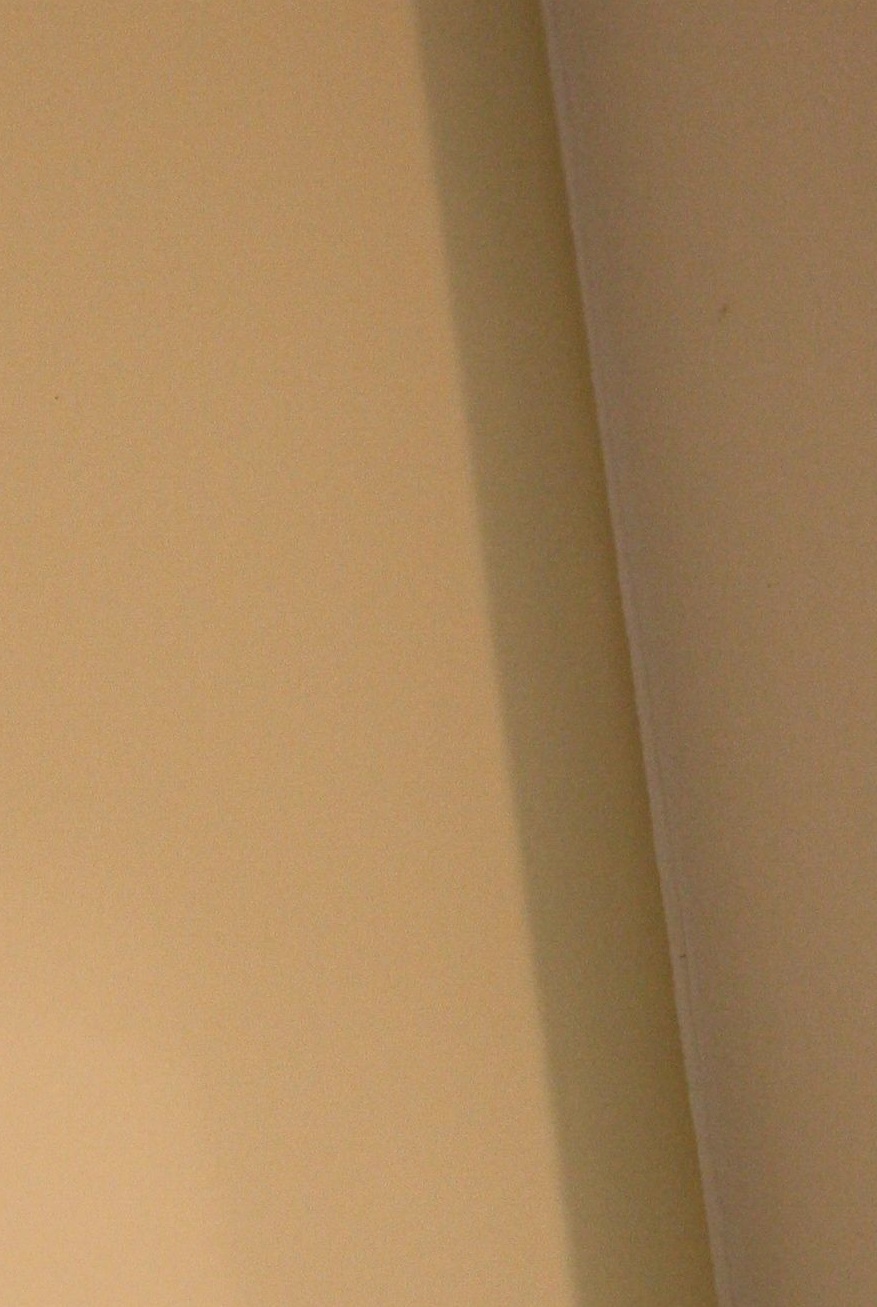 vitre sans tain vue de la salle de bain.